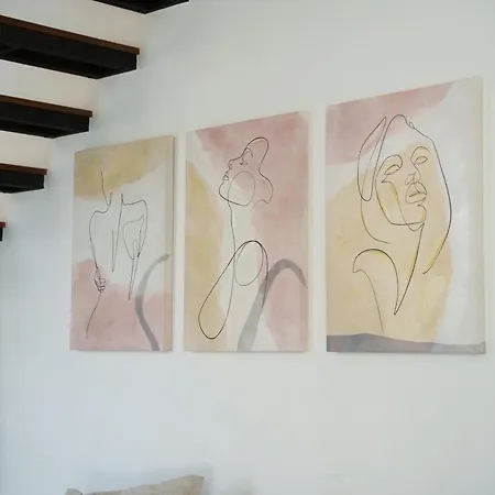 Σπίτι διακοπών Wealthystays 2br Retreat , 5min Walk To Πρωταράς