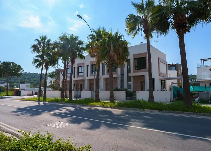 Wealthystays 2br Retreat , 5min Walk To Case de vacanță *